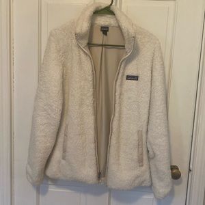 Patagonia women’s birch white Los Gatos jacket